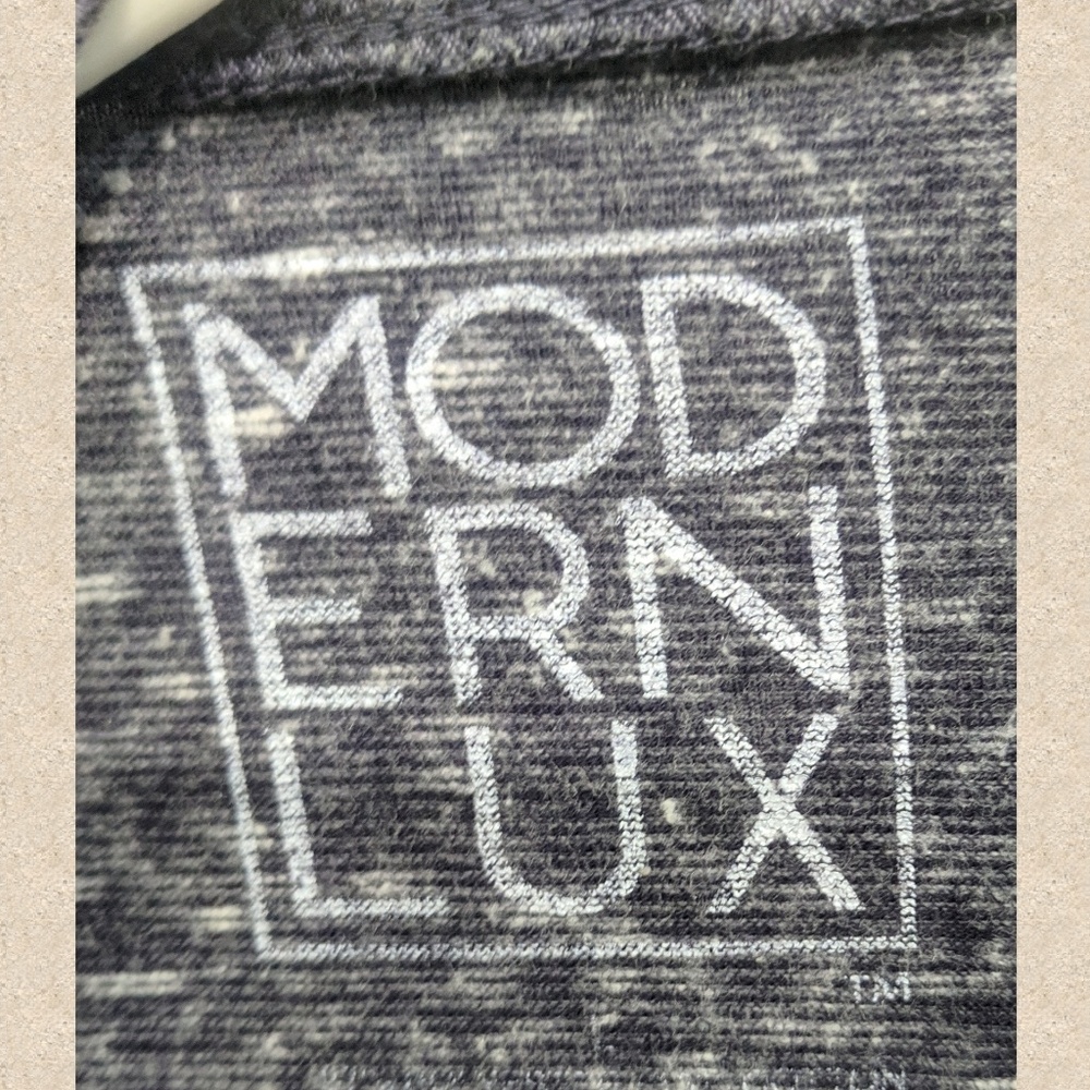 Modern Lux "Allergic to Mondays" T-Shirt SM - Picture 4 of 4